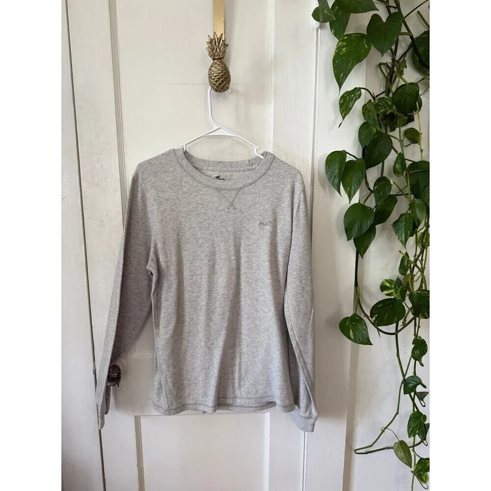 Hollister men’s size medium gray sweater
